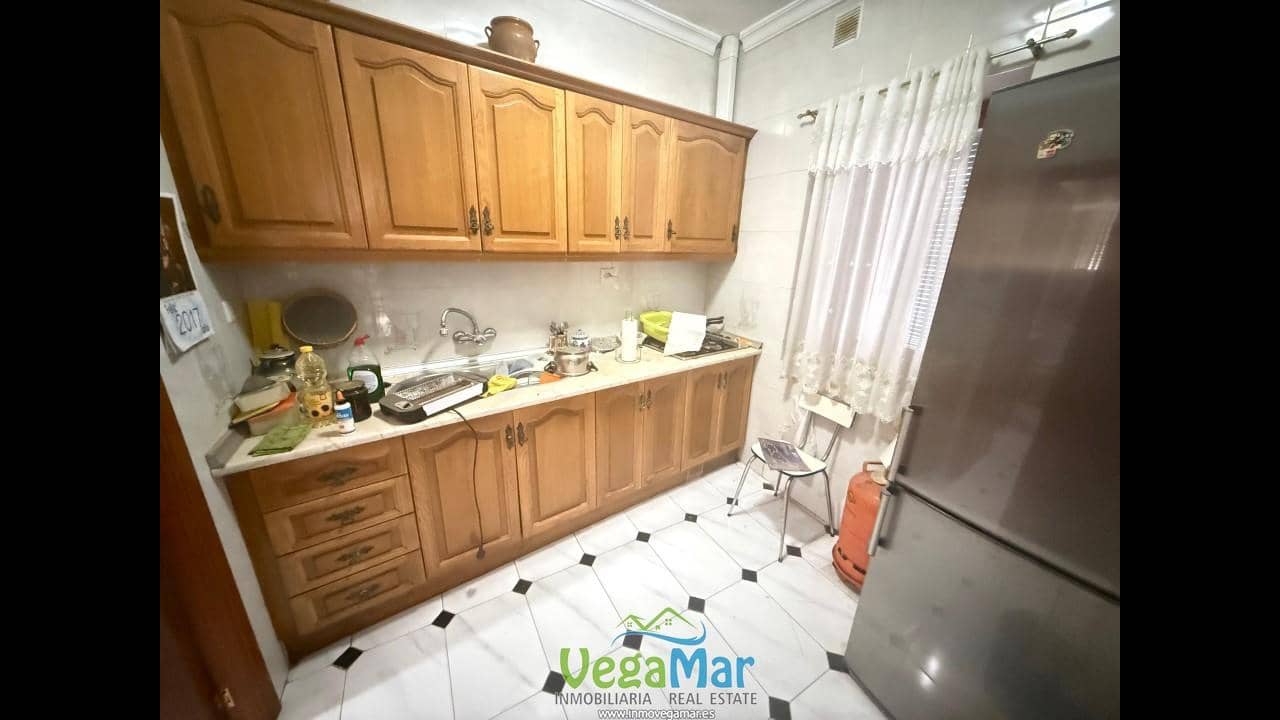 4 sovrum Villa till salu i Jete - 150 000 € (Ref: 9979239)