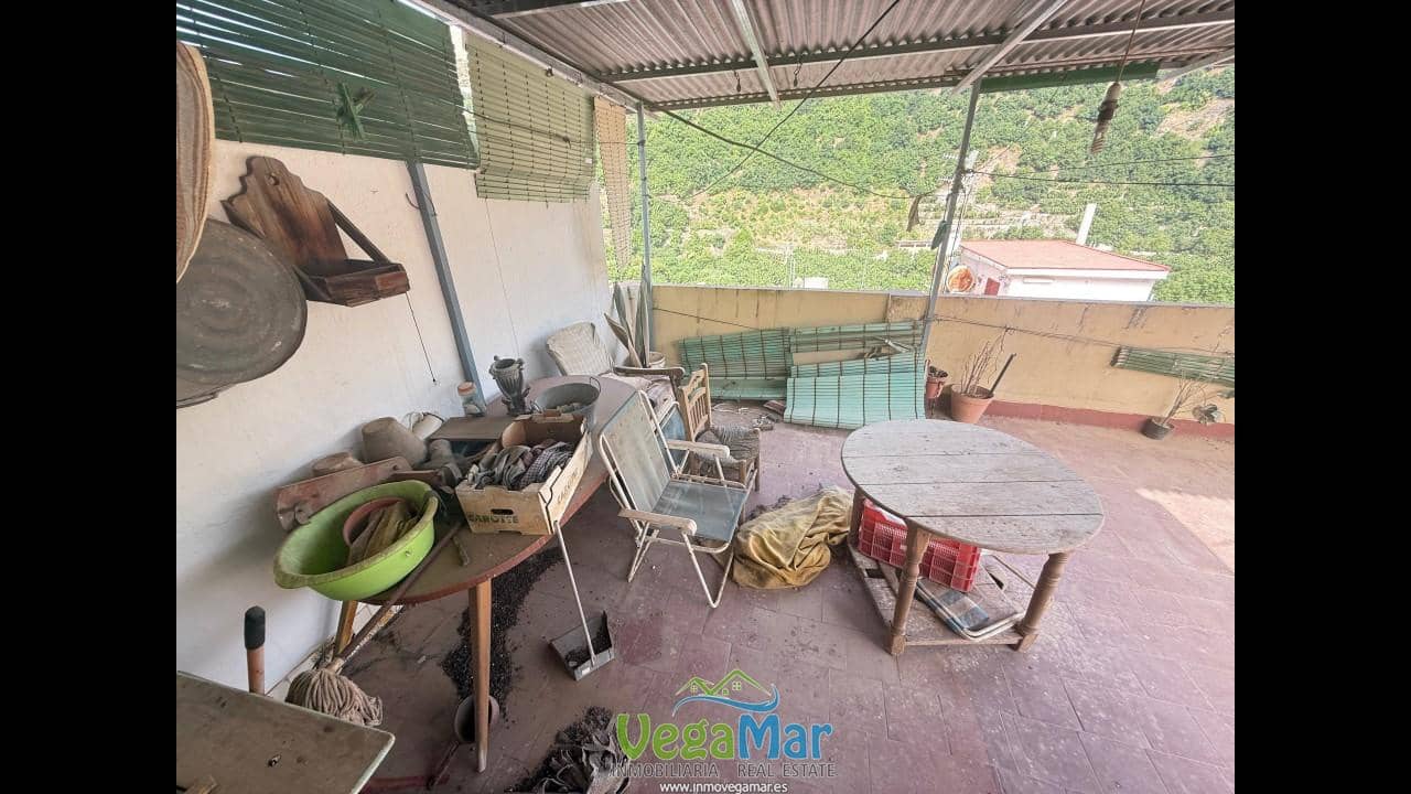 4 sovrum Villa till salu i Jete - 150 000 € (Ref: 9979239)