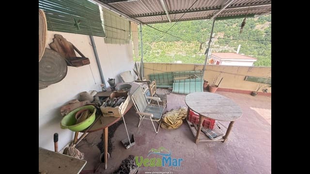 4 Zimmer Villa zu verkaufen in Jete - 150.000 € (Ref: 9979239)