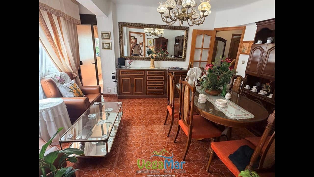 2 slaapkamer Flat te koop in Almunecar - € 280.000 (Ref: 9994663)