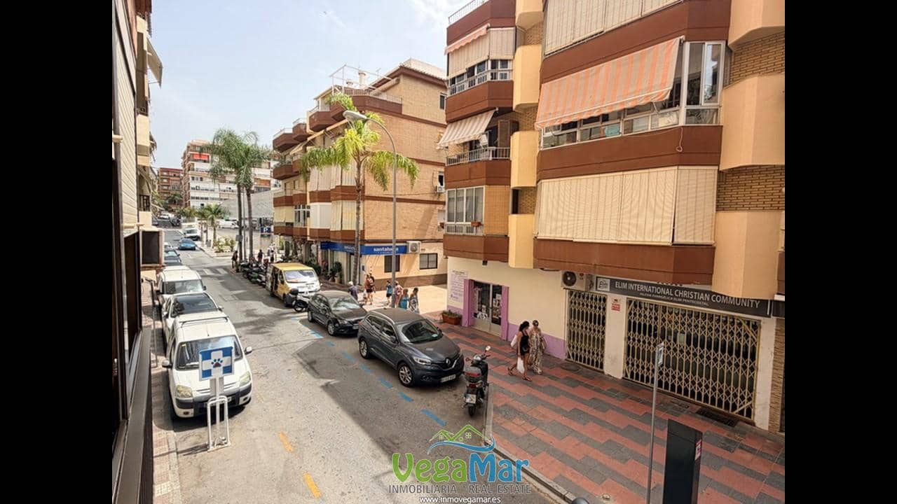2 slaapkamer Flat te koop in Almunecar - € 280.000 (Ref: 9994663)