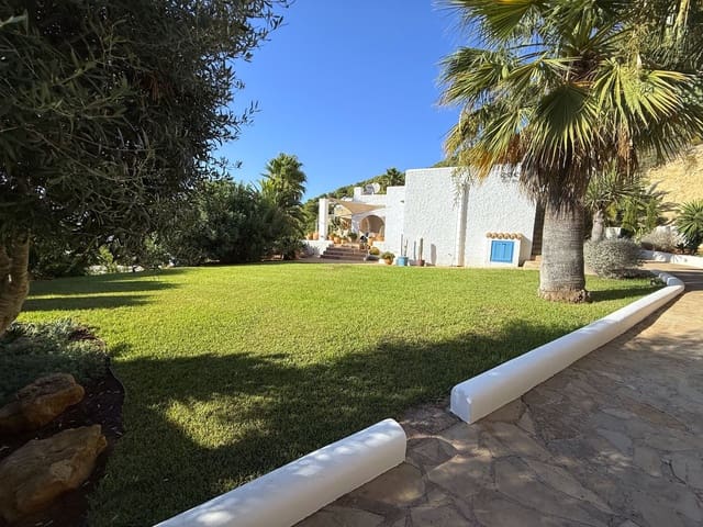 2 soveværelse Semi-Rækkehus til salg i Valverde, Santa Eulalia / Santa Eularia med garage - € 1.275.000 (Ref: 10054291)