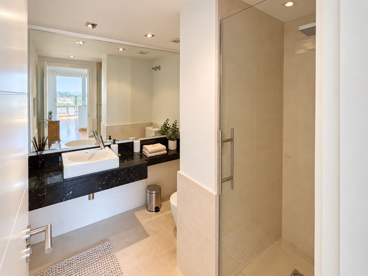 2 quarto Apartamento para arrendar em Ibiza / Eivissa cidade com garagem - 3 500 € (Ref: 10077305)