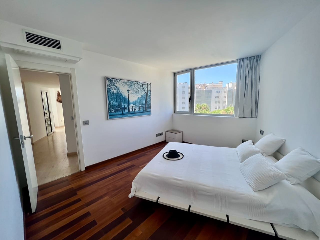 Piso de 2 habitaciones en Ibiza / Eivissa ciudad en alquiler con piscina garaje - 2.000 € (Ref: 10162042)