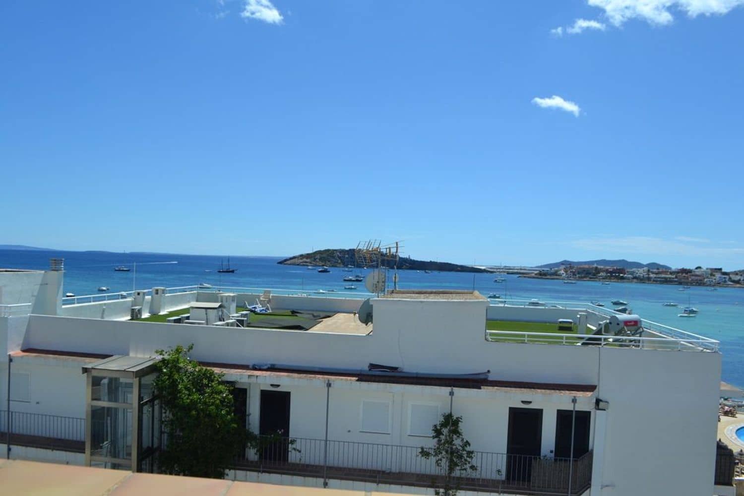 Apartamento de 2 habitaciones en Ibiza / Eivissa ciudad en alquiler con garaje - 4.500 € (Ref: 6581133)