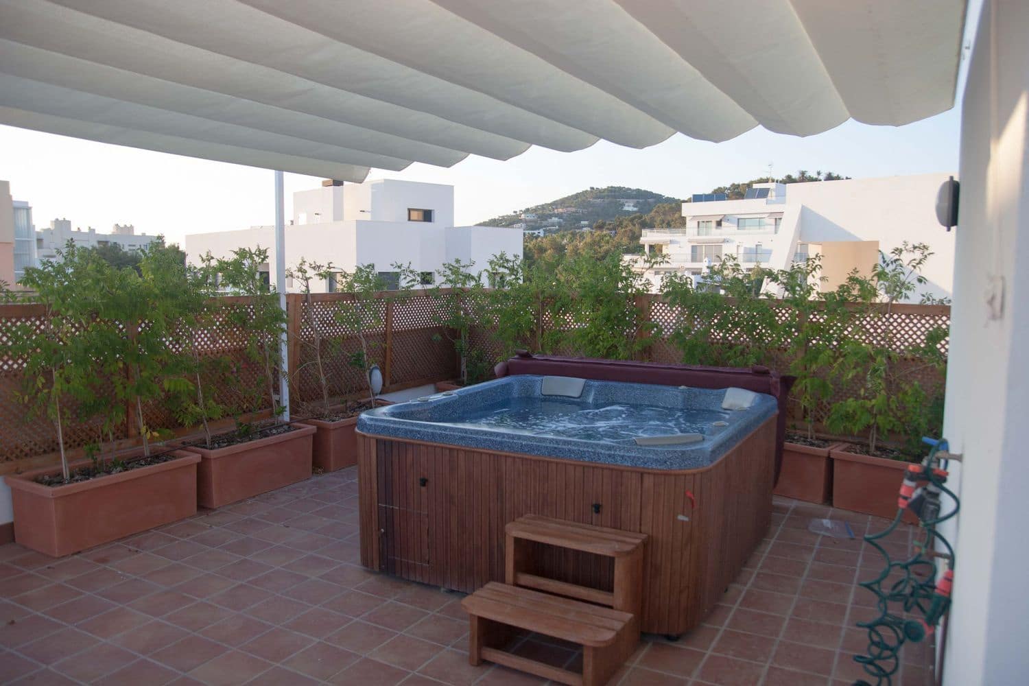 Apartamento de 2 habitaciones en Ibiza / Eivissa ciudad en alquiler con garaje - 4.500 € (Ref: 6581133)