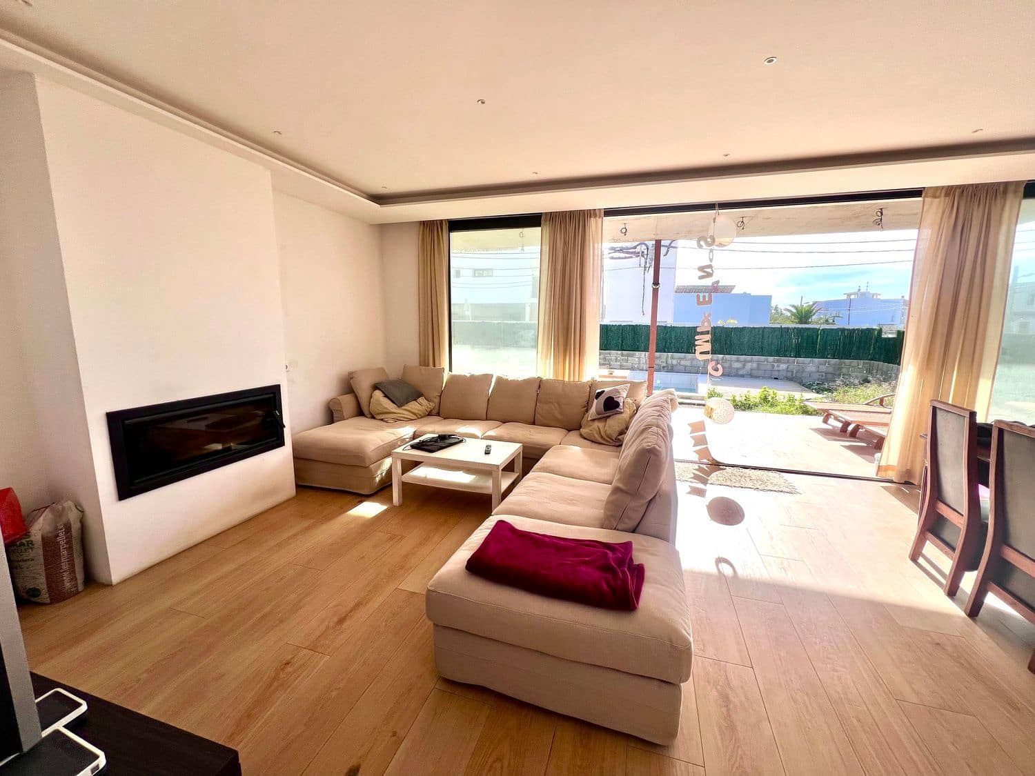 5 sovrum Villa till salu i Nuestra Senora de Jesus med pool garage - 1 500 000 € (Ref: 6755190)