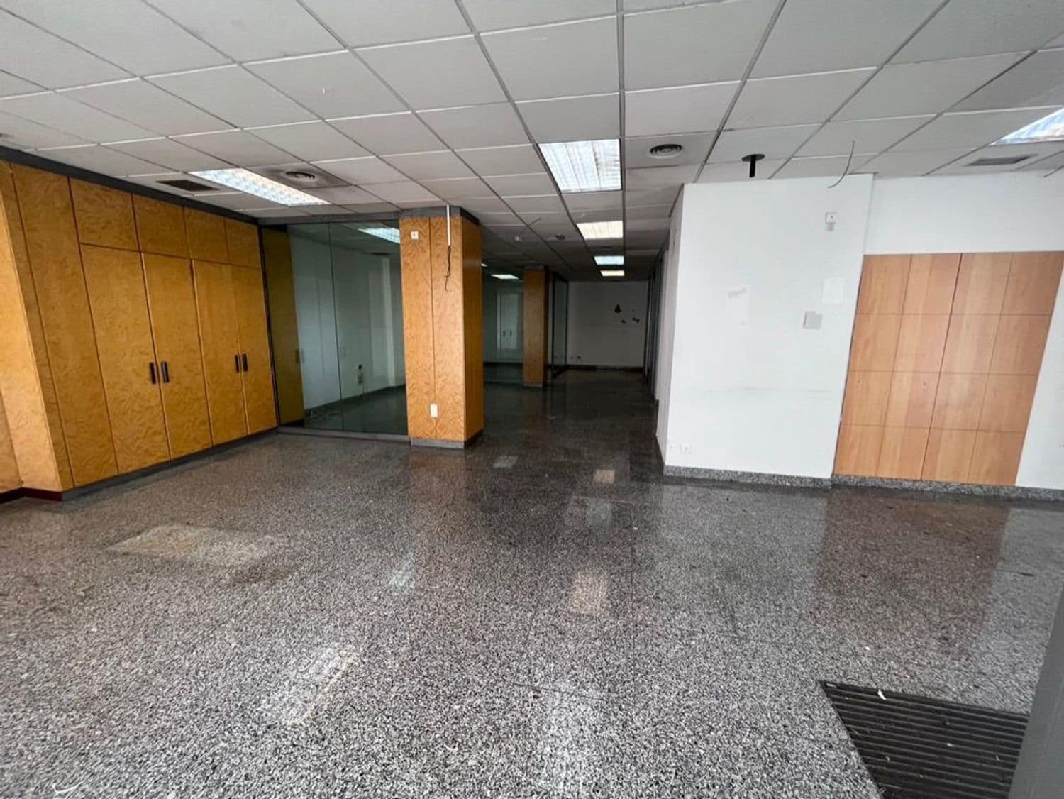 Commerciale da affittare in Ibiza-Eivissa citta - 3.500 € (Rif: 6874284)