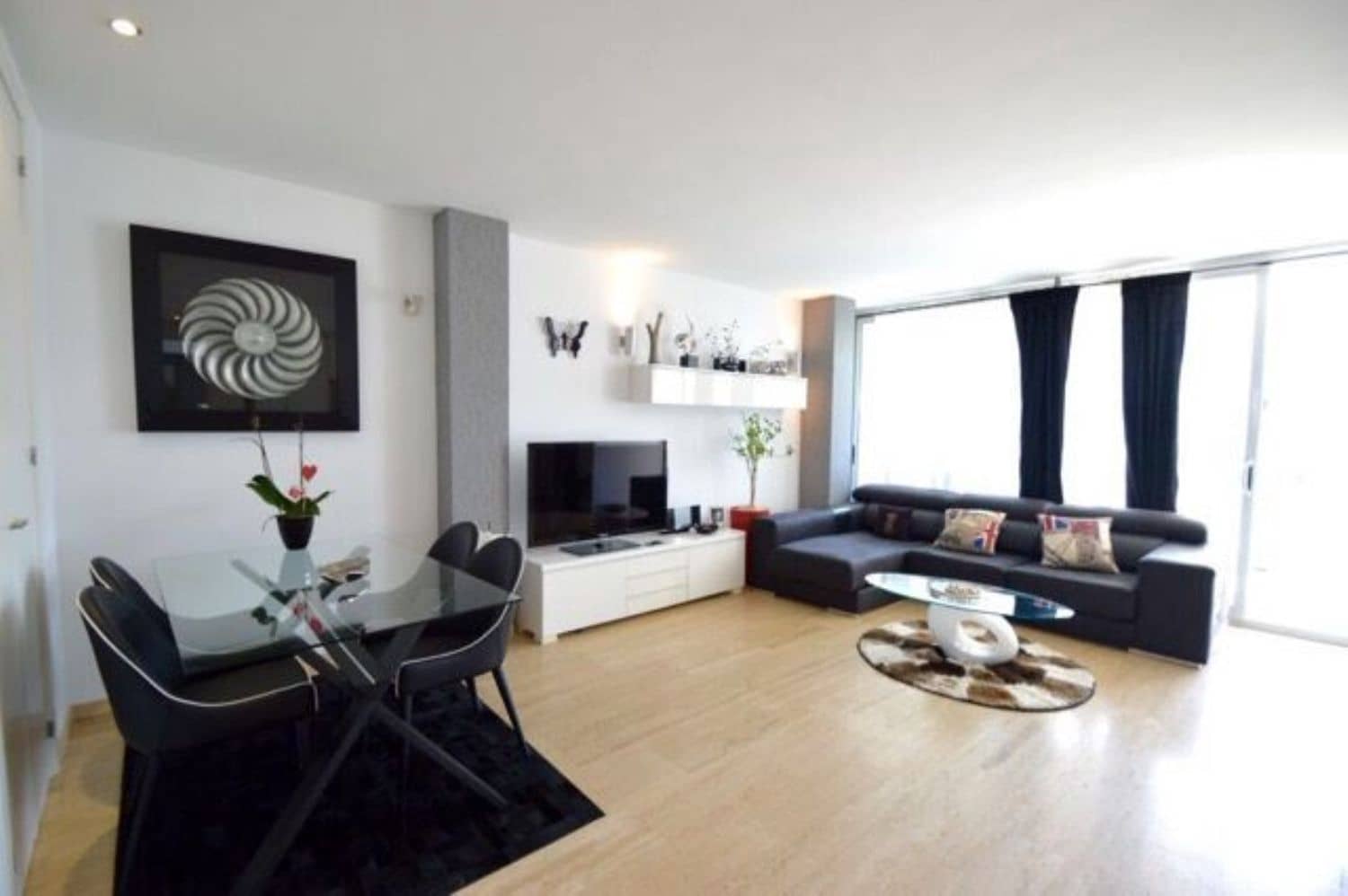 3 bedroom Apartment for sale in Ibiza / Eivissa town with pool - € 900,000 (Ref: 6984624)