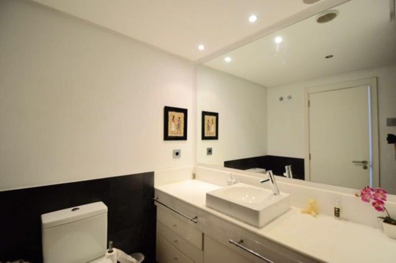 3 bedroom Apartment for sale in Ibiza / Eivissa town with pool - € 900,000 (Ref: 6984624)