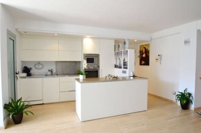 3 Zimmer Apartment zu verkaufen in Ibiza / Eivissa Stadt mit Pool - 900.000 € (Ref: 6984624)