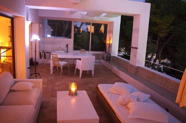 4 soverom Villa til salgs i Can Furnet, Santa Eulalia / Santa Eularia med svømmebasseng garasje - € 2 500 000 (Ref: 7502361)