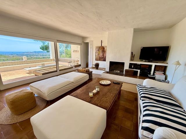 4 soverom Villa til salgs i Can Furnet, Santa Eulalia / Santa Eularia med svømmebasseng garasje - € 2 500 000 (Ref: 7502361)