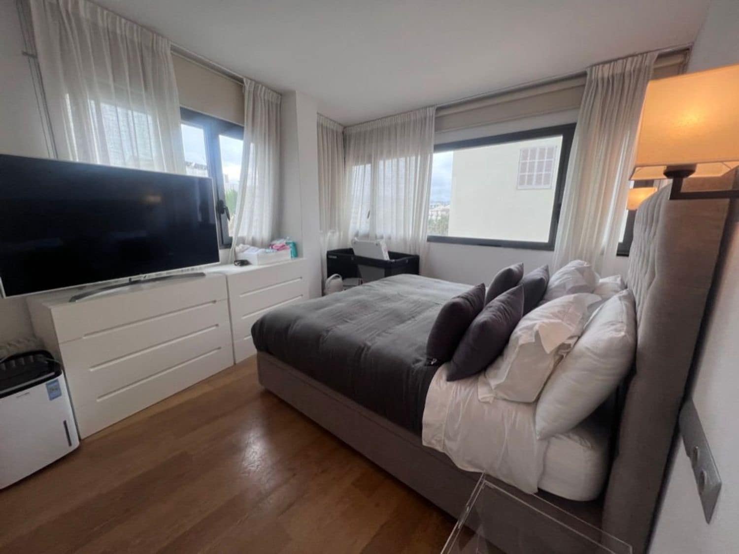 2 bedroom Apartment for sale in Ibiza / Eivissa town with garage - € 1,060,500 (Ref: 8013645)