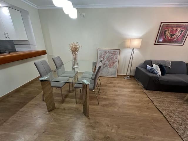 2 soveværelse Lejlighed til leje i Ibiza by med swimmingpool garage - € 6.800 (Ref: 8100322)