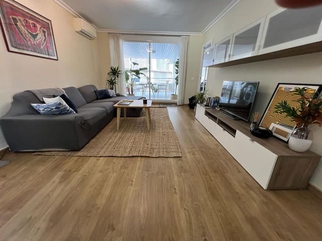 2 soveværelse Lejlighed til leje i Ibiza by med swimmingpool garage - € 6.800 (Ref: 8100322)