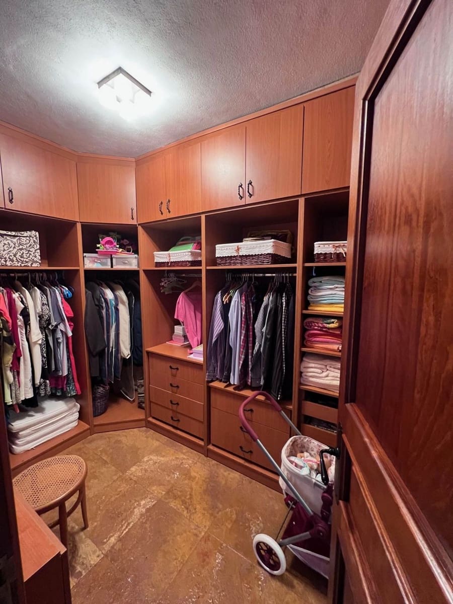 5 sypialnia Willa na sprzedaż w Roca Llisa z basenem garażem - 2 595 000 € (Ref: 8193220)