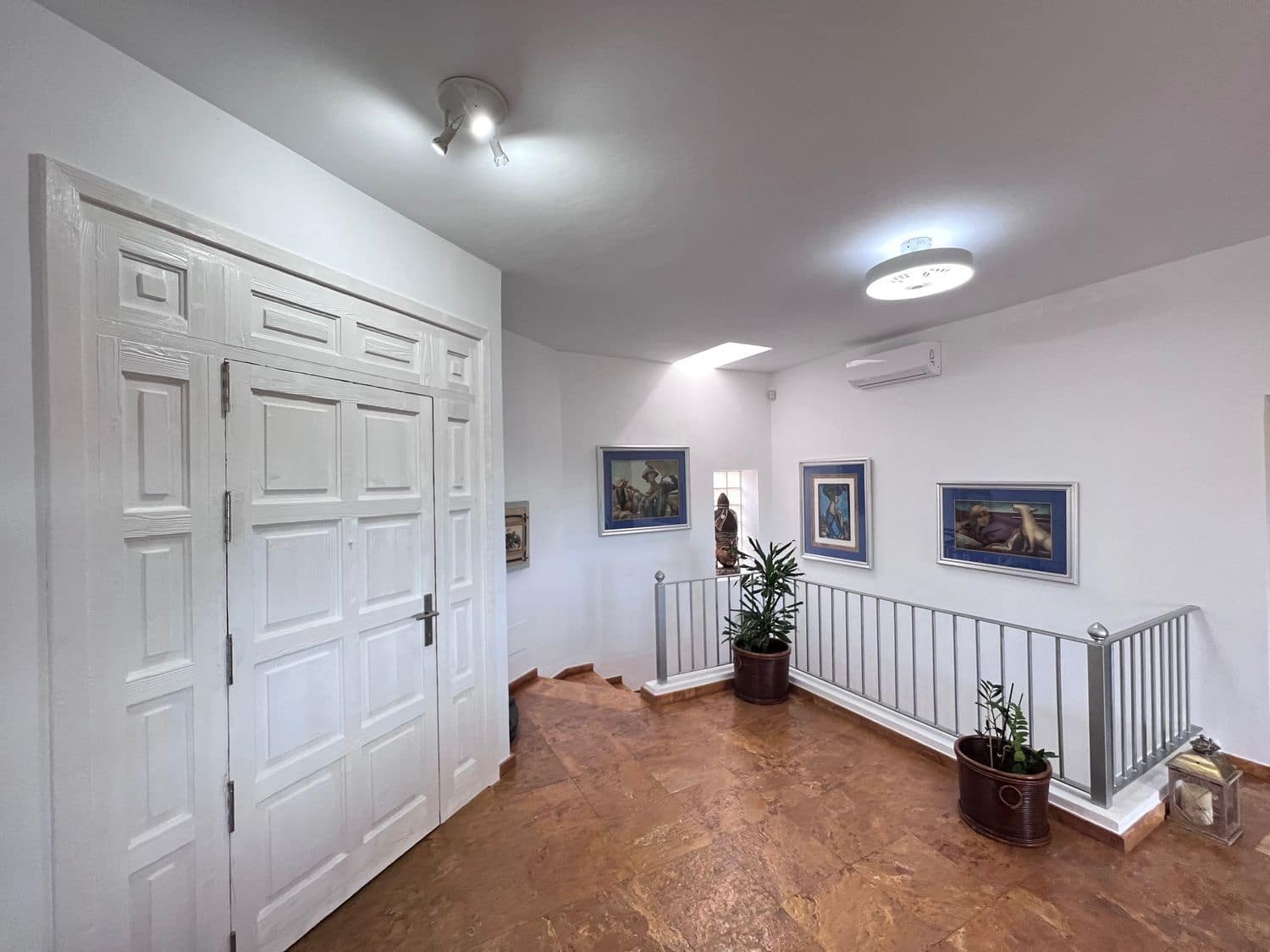 5 sypialnia Willa na sprzedaż w Roca Llisa z basenem garażem - 2 595 000 € (Ref: 8193220)