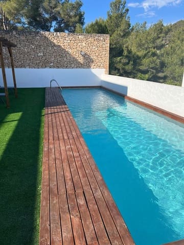 3 bedroom Townhouse for rent in Roca Llisa, Santa Eulalia / Santa Eularia with pool garage - € 3,950 (Ref: 8322448)