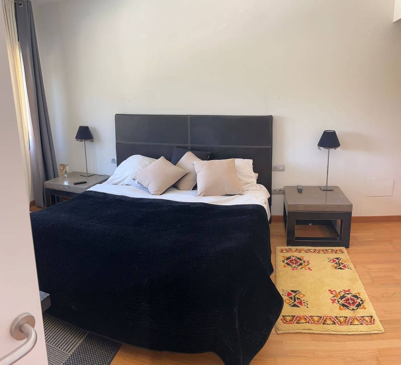 3 makuuhuone Omakotitalo vuokrattavana paikassa Roca Llisa mukana uima-altaan 
autotalli - 3 950 € (Ref: 8322448)