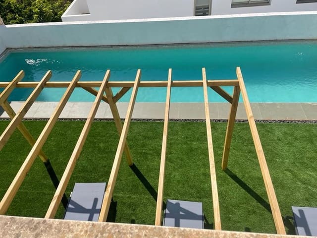 3 bedroom Townhouse for rent in Roca Llisa, Santa Eulalia / Santa Eularia with pool garage - € 3,950 (Ref: 8322448)