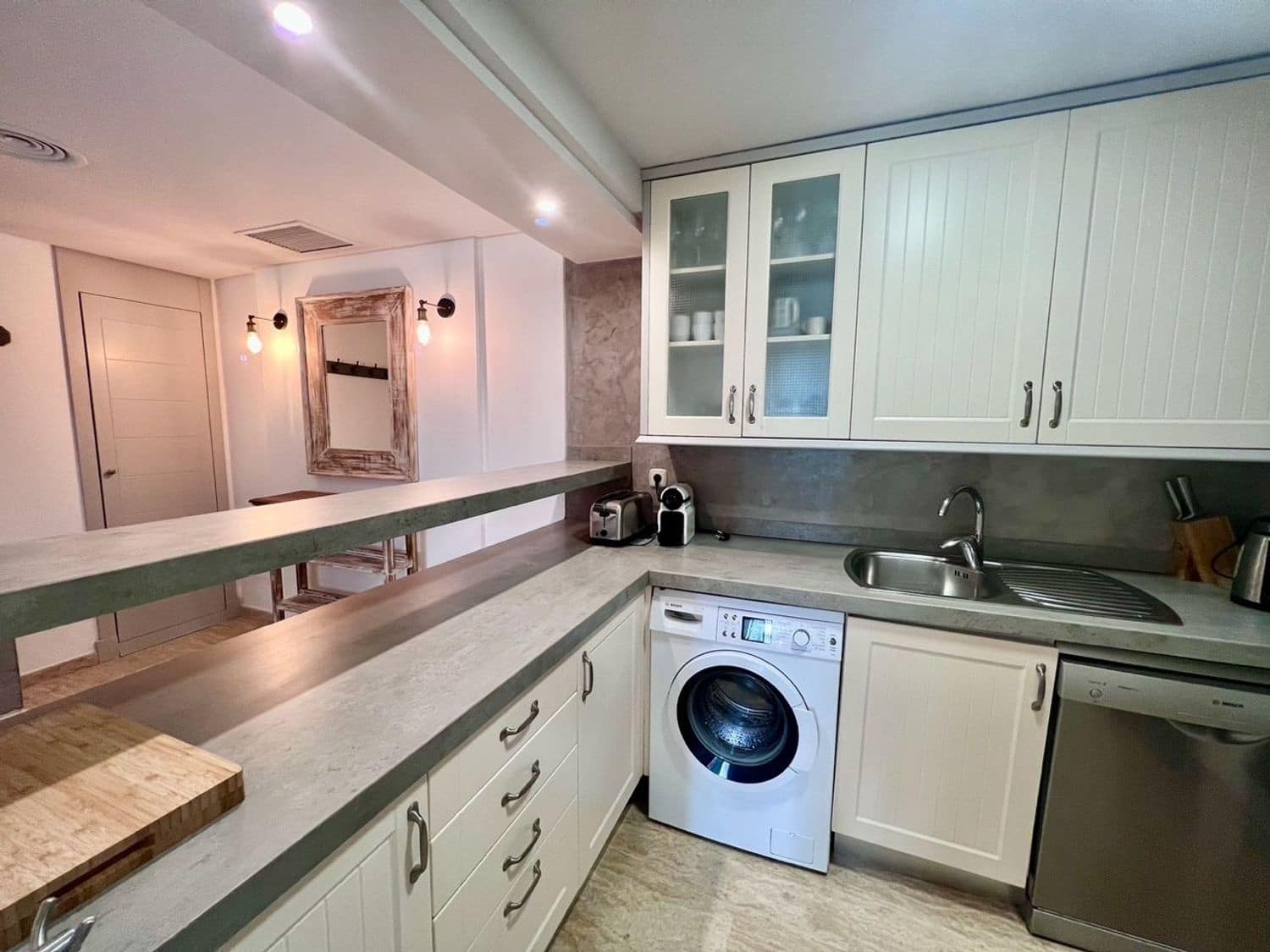 2 soveværelse Lejlighed til leje i Roca Llisa med swimmingpool garage - € 3.000 (Ref: 8406835)