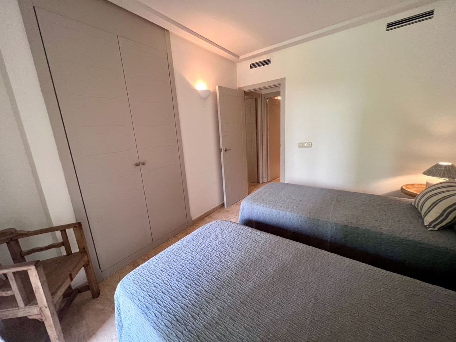 2 bedroom Apartment for rent in Roca Llisa with pool garage - € 3,000 (Ref: 8480327)