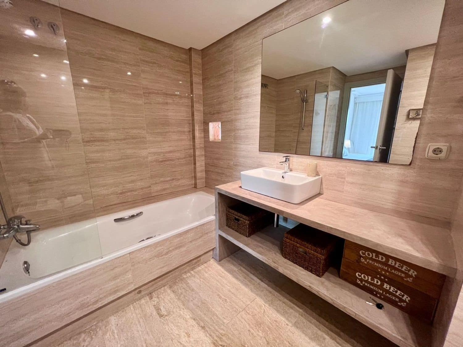 2 bedroom Apartment for rent in Roca Llisa with pool garage - € 3,000 (Ref: 8480327)