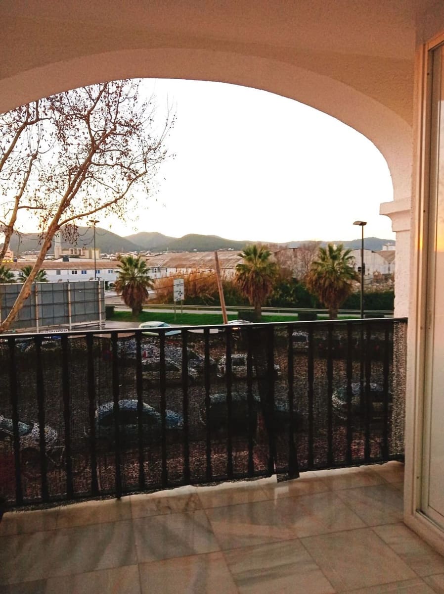 2 bedroom Apartment for sale in Ibiza / Eivissa town with pool - € 530,250 (Ref: 8498416)
