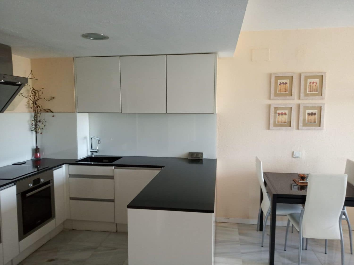 2 bedroom Apartment for sale in Ibiza / Eivissa town with pool - € 530,250 (Ref: 8498416)