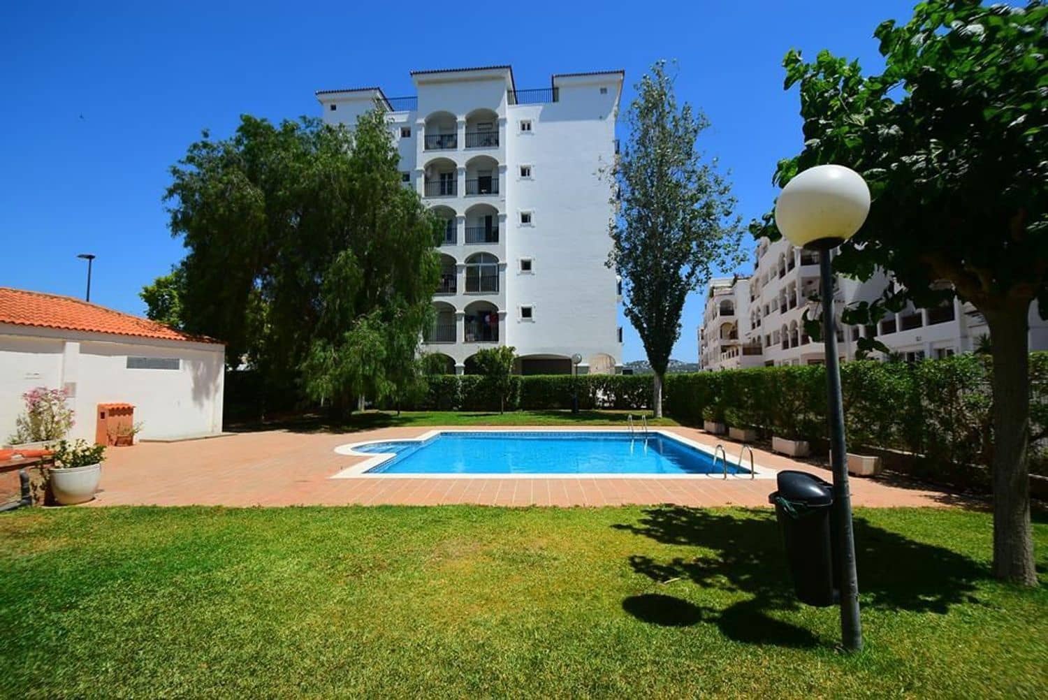 2 bedroom Apartment for sale in Ibiza / Eivissa town with pool - € 530,250 (Ref: 8498416)