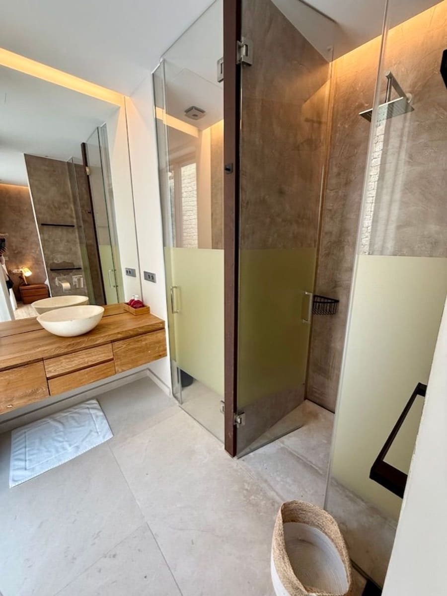 7 soverom Villa til salgs i Nuestra Senora de Jesus med svømmebasseng garasje - € 9 000 000 (Ref: 8847068)