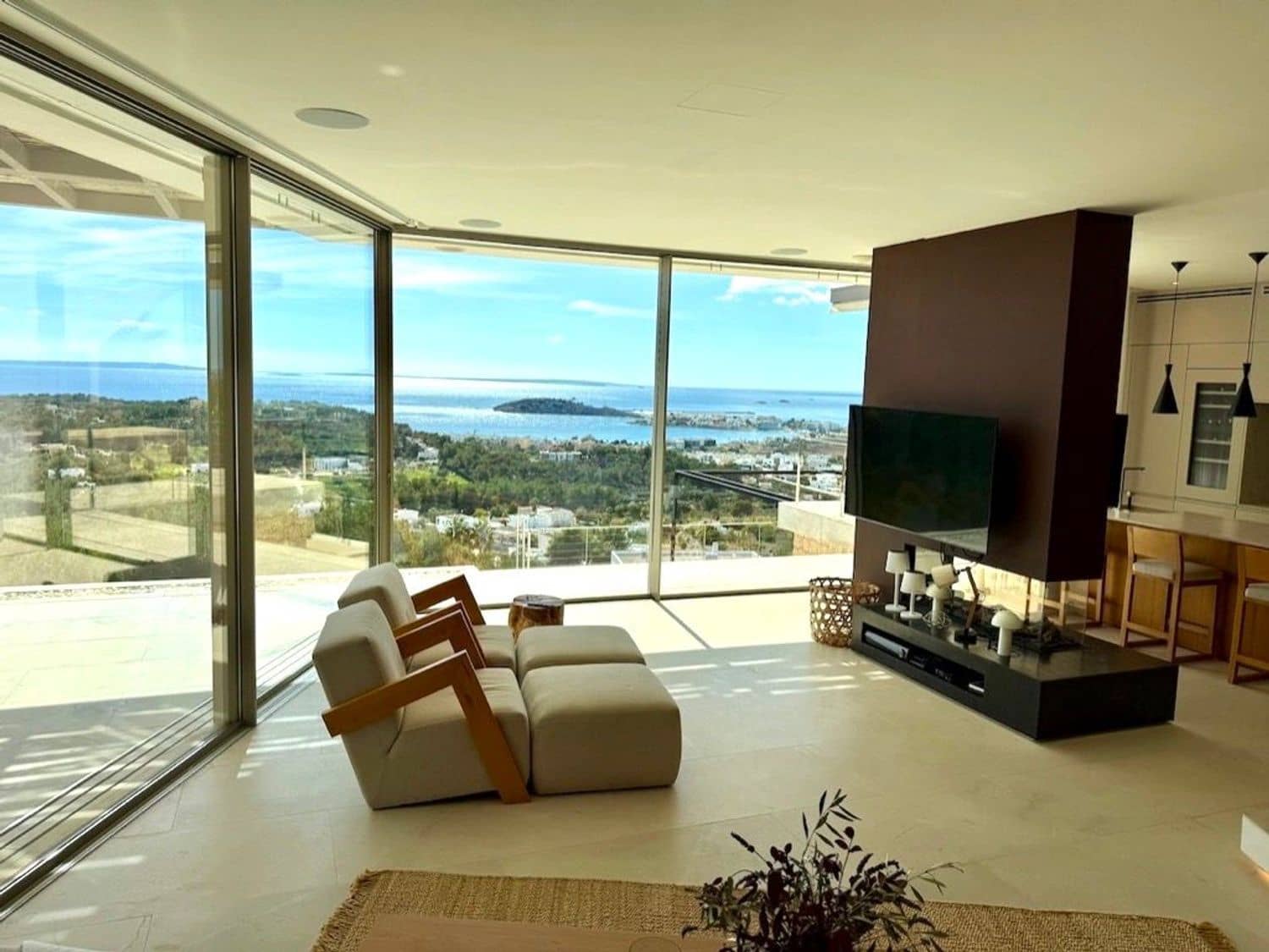 7 soverom Villa til salgs i Nuestra Senora de Jesus med svømmebasseng garasje - € 9 000 000 (Ref: 8847068)