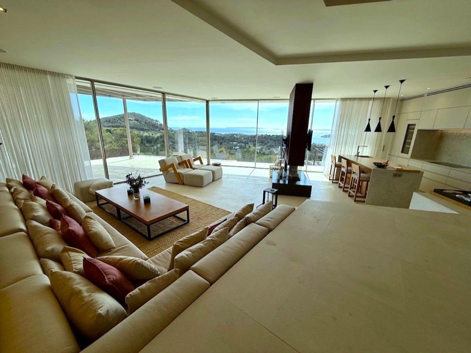 7 soverom Villa til salgs i Nuestra Senora de Jesus med svømmebasseng garasje - € 9 000 000 (Ref: 8847068)