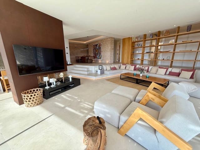 7 soverom Villa til salgs i Nuestra Señora de Jesus, Santa Eulalia / Santa Eularia med svømmebasseng garasje - € 9 000 000 (Ref: 8847068)