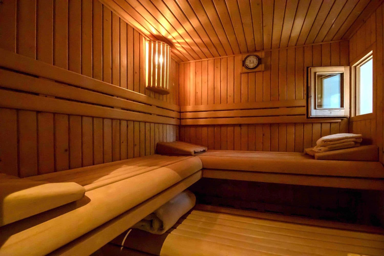 Chalet de 7 habitaciones en Nuestra Señora de Jesus en venta con piscina garaje - 3.960.000 € (Ref: 8889119)