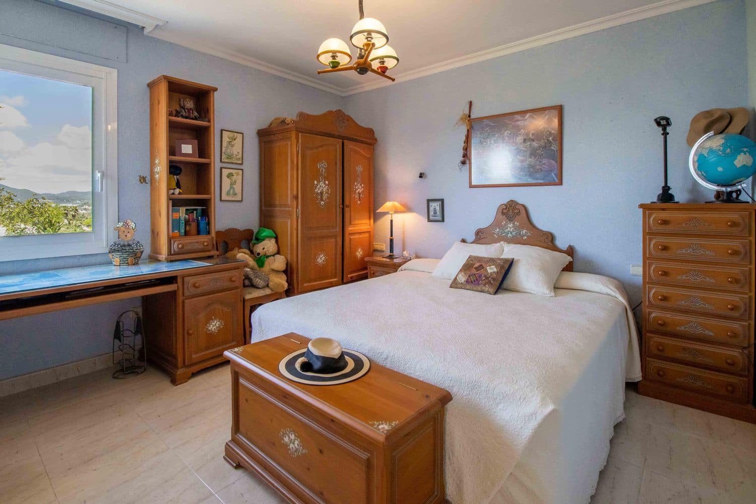 Chalet de 7 habitaciones en Nuestra Señora de Jesus en venta con piscina garaje - 3.960.000 € (Ref: 8889119)