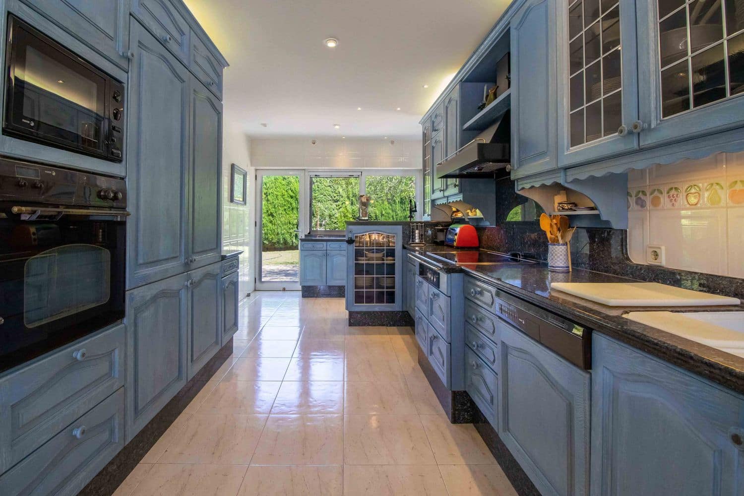 Chalet de 7 habitaciones en Nuestra Señora de Jesus en venta con piscina garaje - 3.960.000 € (Ref: 8889119)