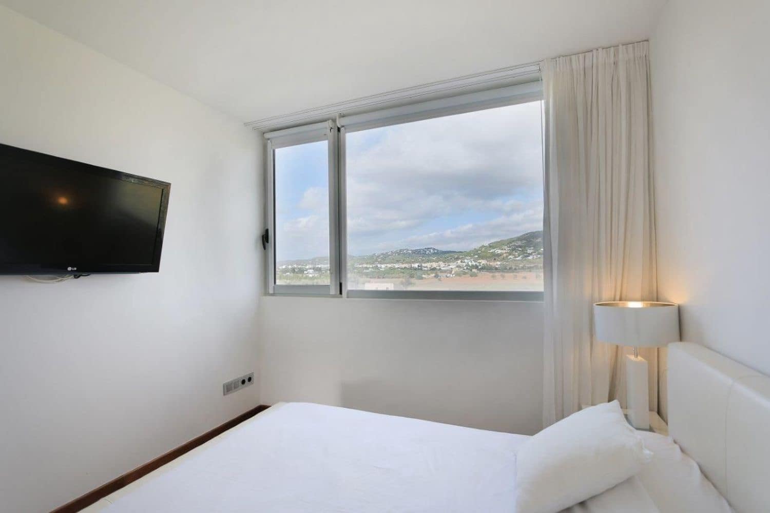 3 Zimmer Apartment zu verkaufen in Ibiza / Eivissa Stadt mit Pool Garage - 795.000 € (Ref: 8894362)