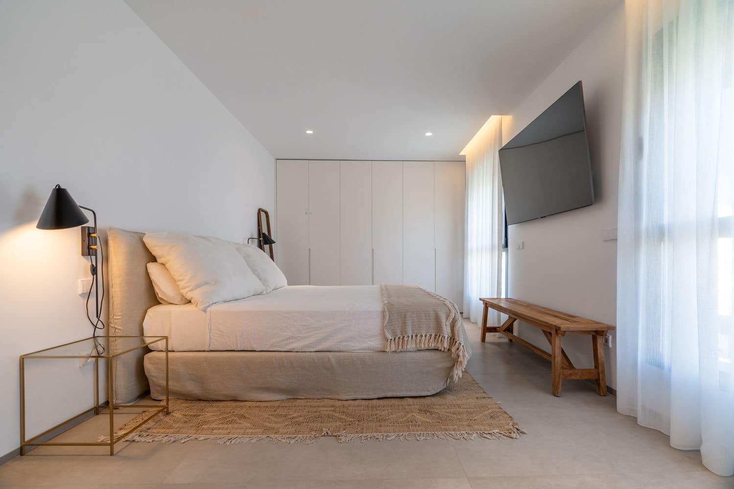 3 soveværelse Byhus til leje i Nuestra Senora de Jesus med swimmingpool garage - € 7.000 (Ref: 8912596)