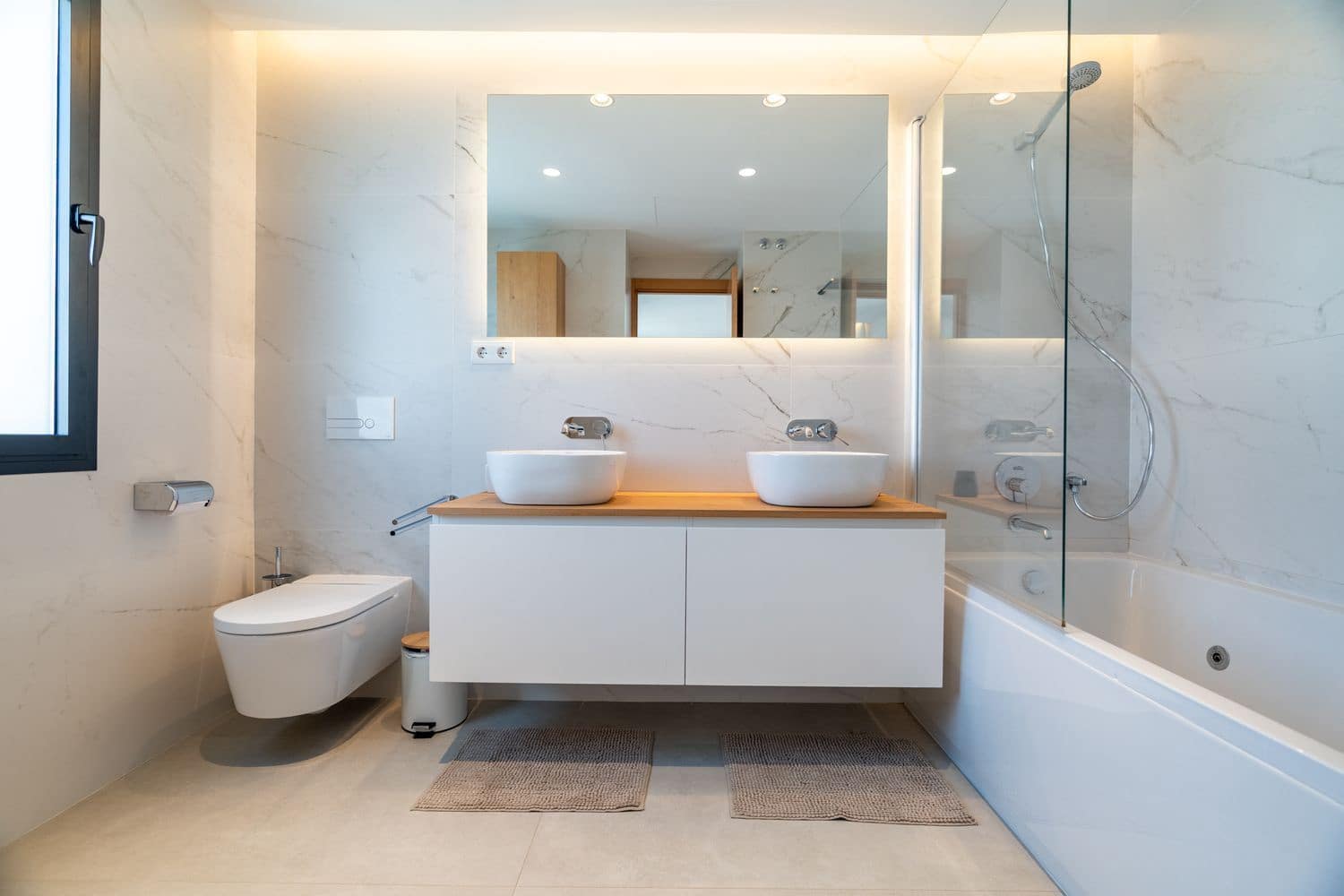 3 soveværelse Byhus til leje i Nuestra Senora de Jesus med swimmingpool garage - € 7.000 (Ref: 8912596)