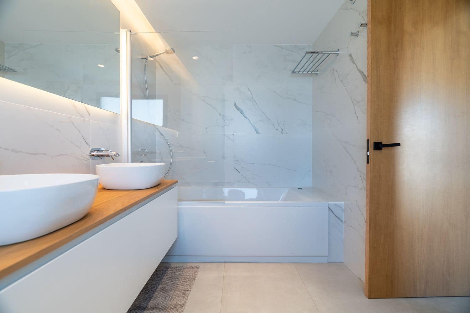 3 soveværelse Byhus til leje i Nuestra Senora de Jesus med swimmingpool garage - € 7.000 (Ref: 8912596)