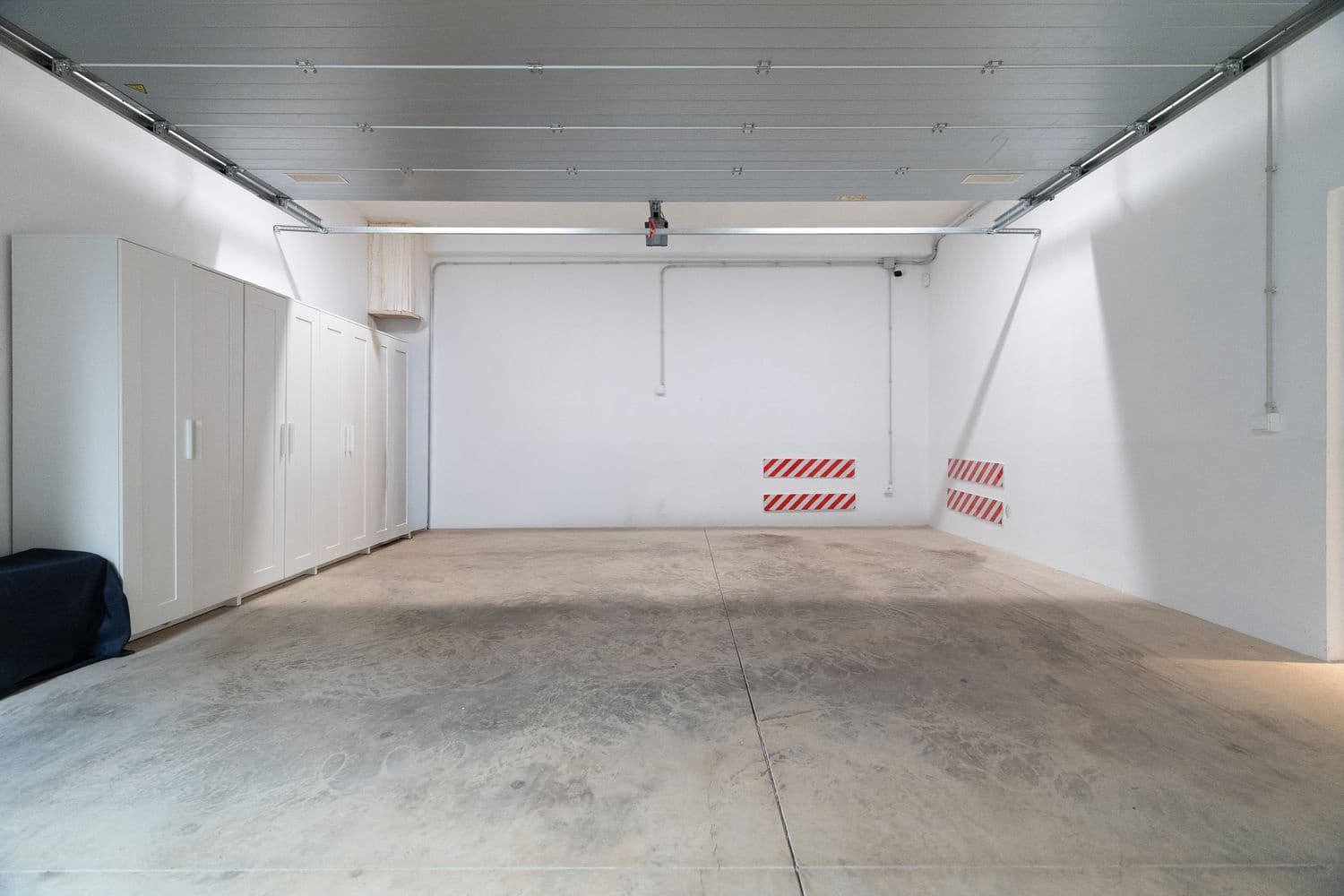 3 soveværelse Byhus til leje i Nuestra Senora de Jesus med swimmingpool garage - € 7.000 (Ref: 8912596)