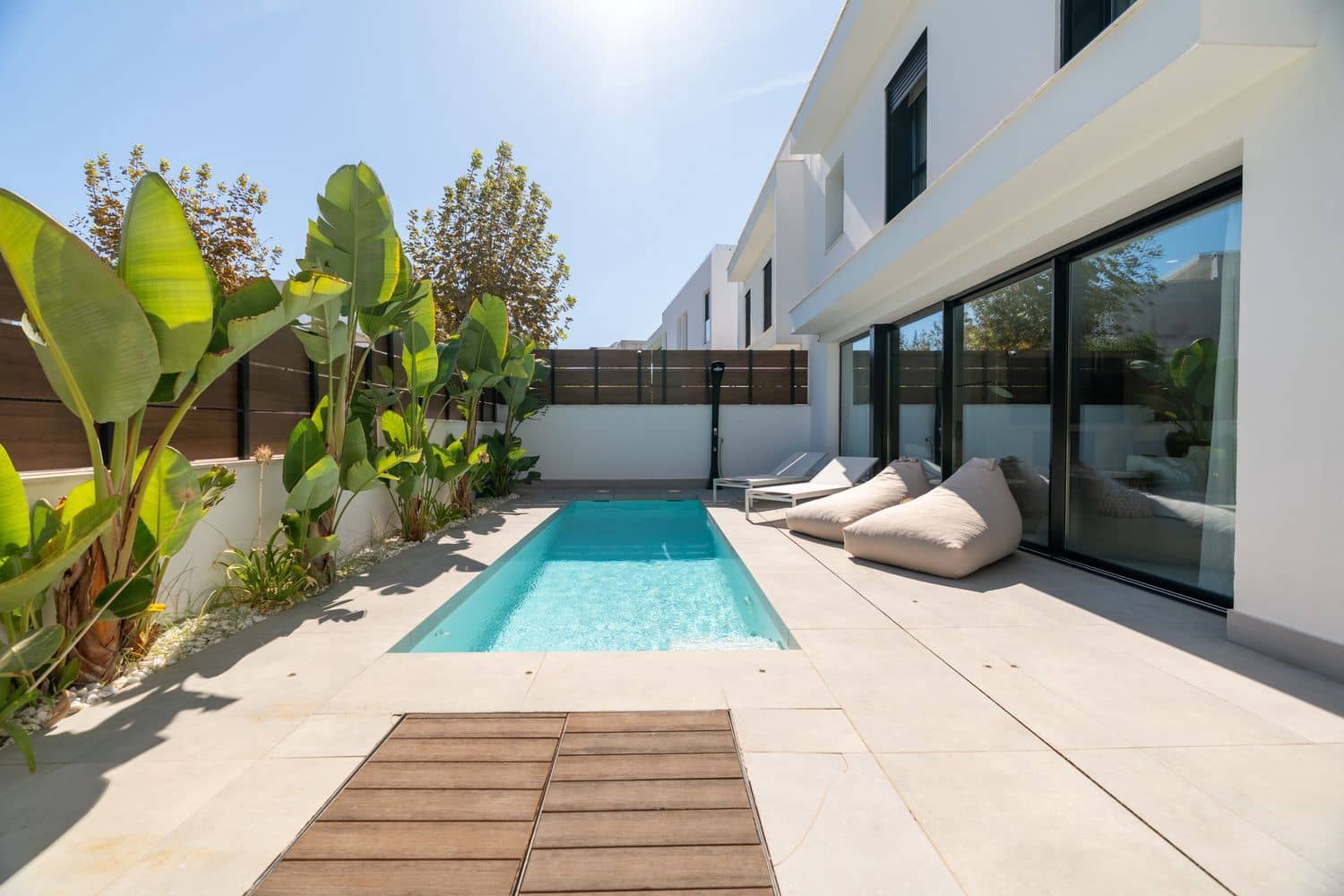 3 soveværelse Byhus til leje i Nuestra Senora de Jesus med swimmingpool garage - € 7.000 (Ref: 8912596)