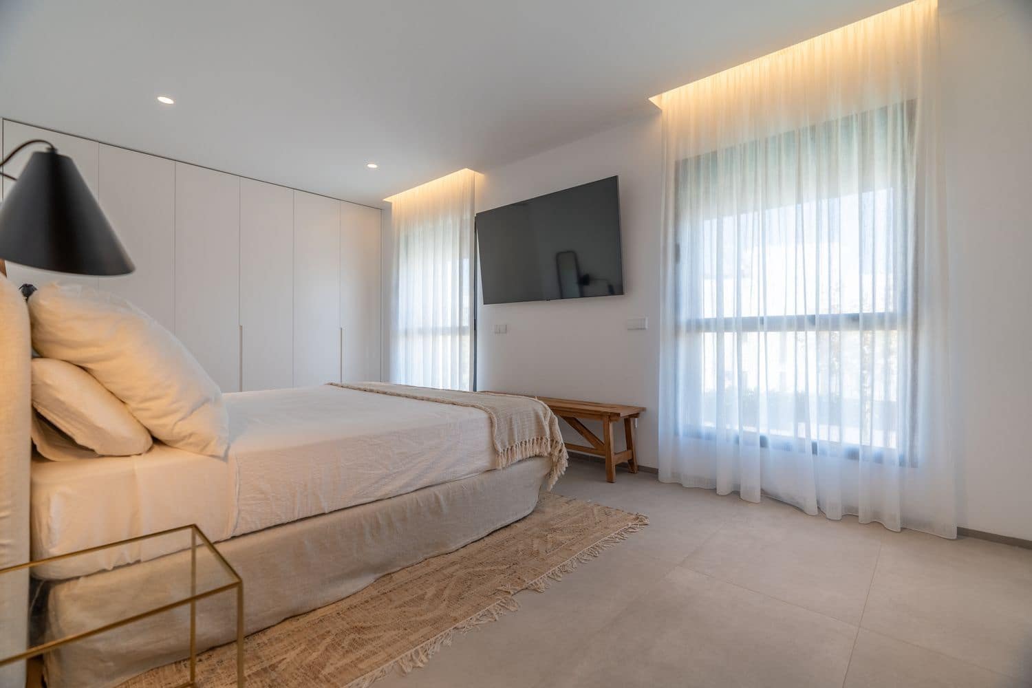 3 soveværelse Byhus til leje i Nuestra Senora de Jesus med swimmingpool garage - € 7.000 (Ref: 8912596)