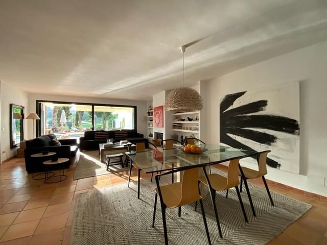 3 soveværelse Lejlighed til leje i Roca Llisa, Santa Eulalia / Santa Eularia med swimmingpool garage - € 4.500 (Ref: 8948384)