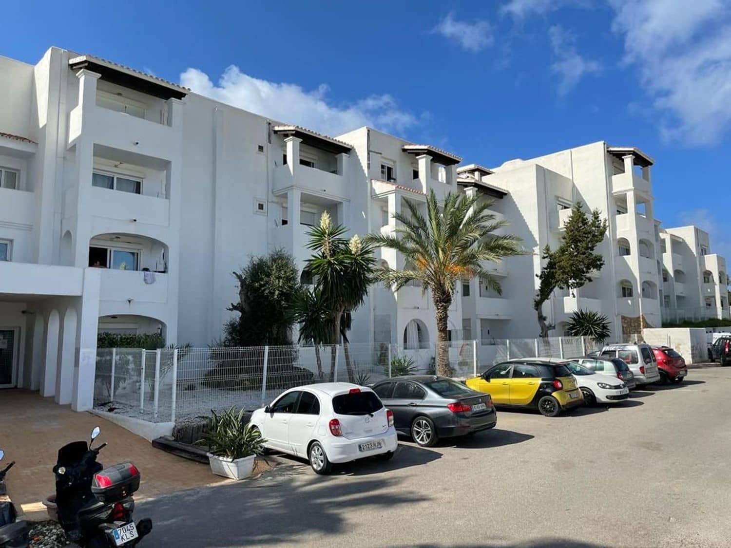 Huoneisto vuokrattavana paikassa San Jose / Sant Josep de Sa Talaia mukana uima-altaan 
autotalli - 900 € (Ref: 8975581)