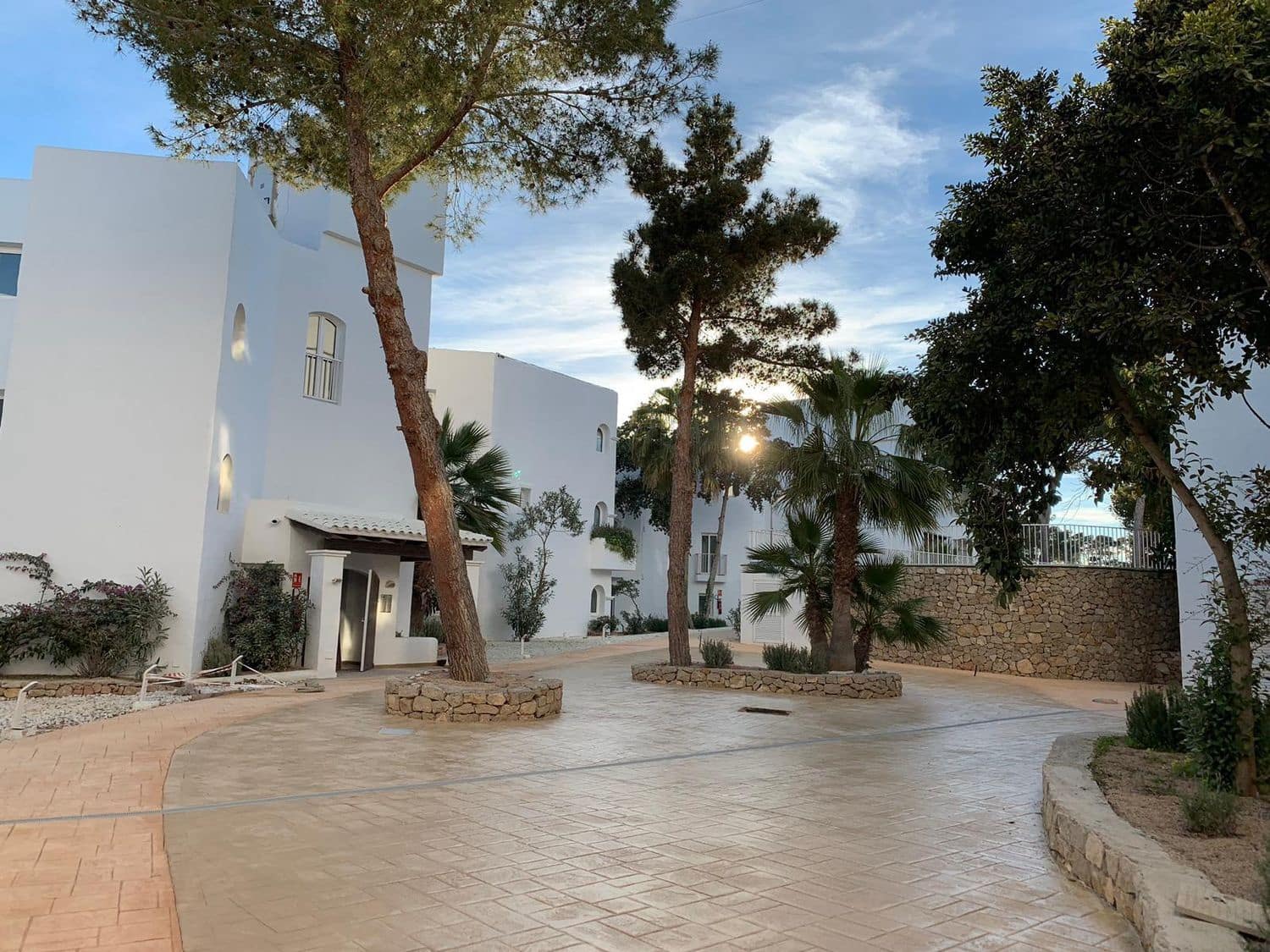 Huoneisto vuokrattavana paikassa San Jose / Sant Josep de Sa Talaia mukana uima-altaan 
autotalli - 900 € (Ref: 8975581)