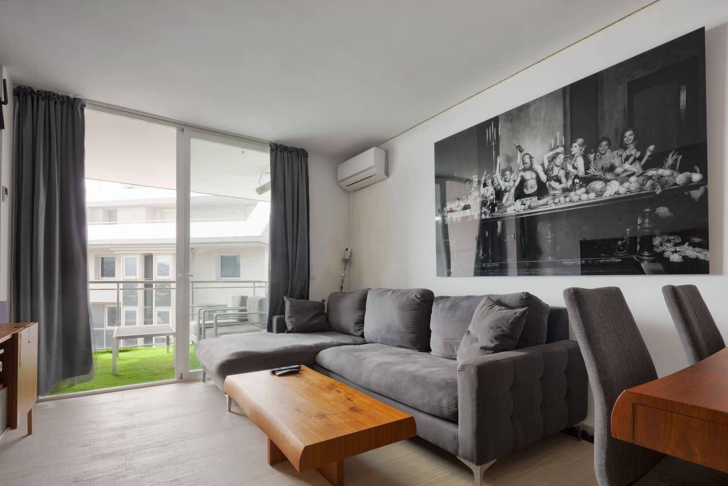 2 Zimmer Apartment zu verkaufen in Ibiza / Eivissa Stadt mit Pool Garage - 630.000 € (Ref: 9026306)