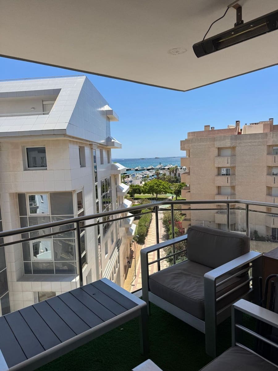 2 Zimmer Apartment zu verkaufen in Ibiza / Eivissa Stadt mit Pool Garage - 630.000 € (Ref: 9026306)